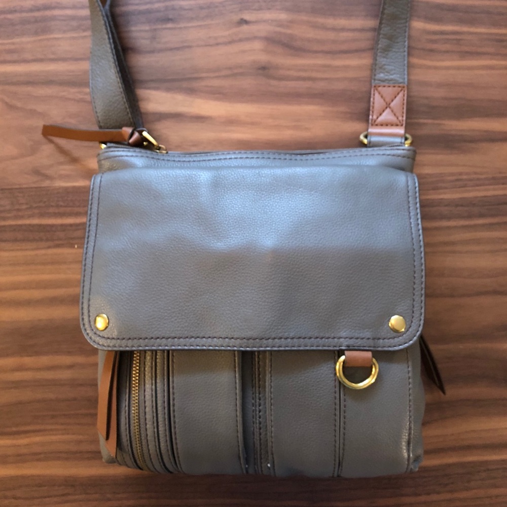 Like New Fossil Crossbody Satchel